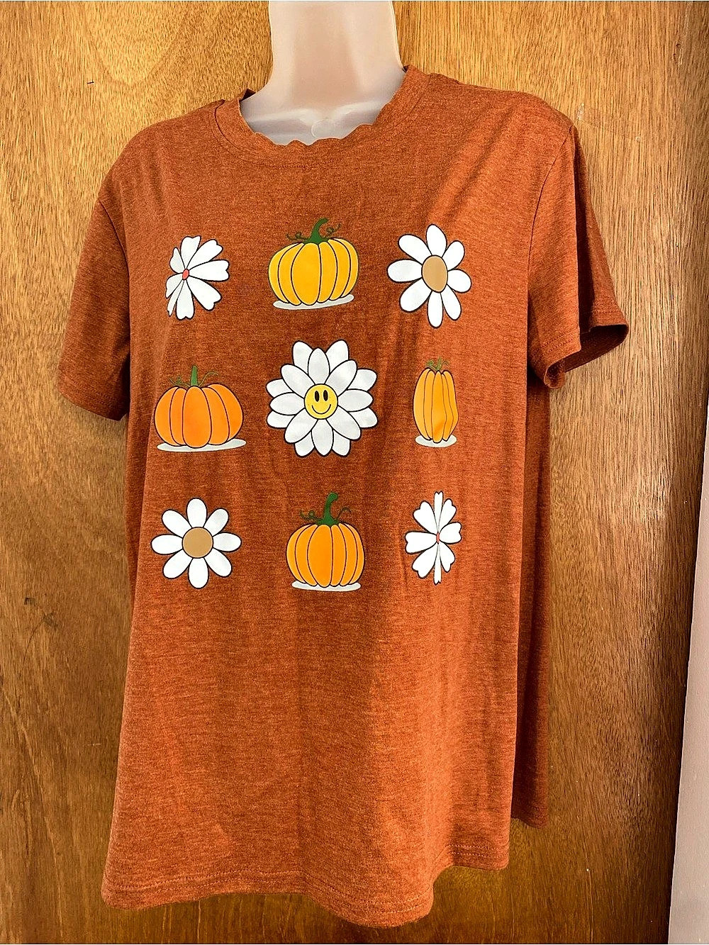 Pumpkin Floral Short Sleeve Tee Size Small